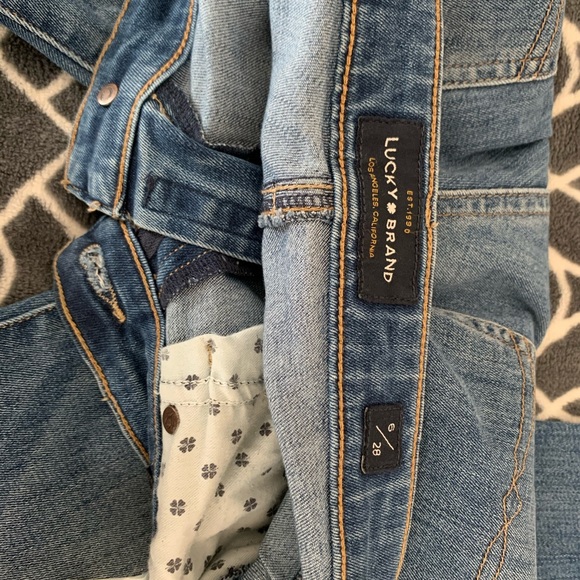Lucky Brand Jeans - Picture 3 of 5